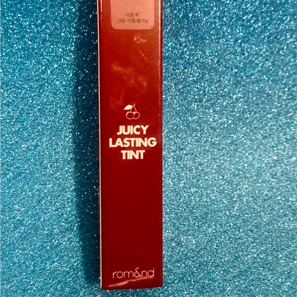 Cherry Bomb lip tint/stain - Rom&nd #12 - Picture 9 of 10